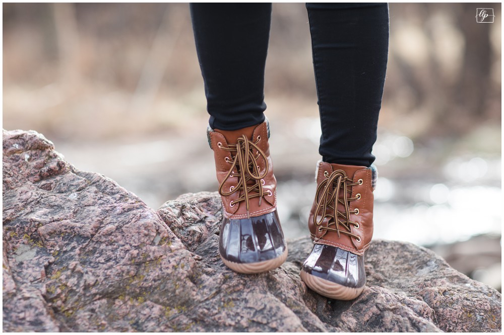 winter boots leighellen landskov photography brand ambassador style tips fashion senior photography
